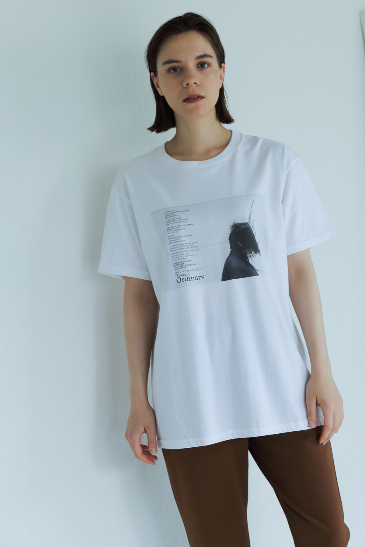 BO204737k-white Ordinary Meets Kisara Frontprint Crew NeckT -WHITE-【BO204737】Del.Jul.