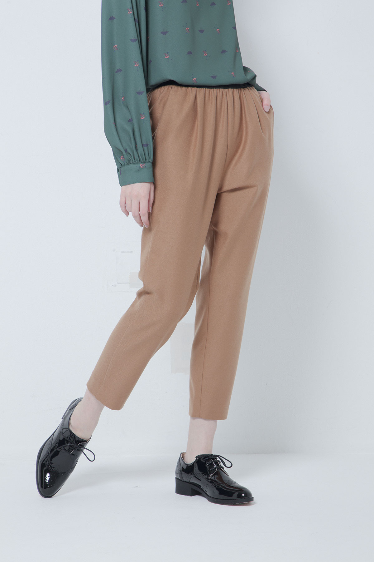 BO205316-camel Thermos Fabiric Confortable Amphora Trousers -CAMEL-【BO205316】Del.Oct.