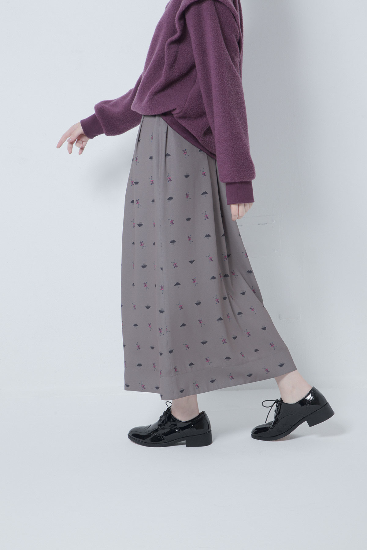 BO205428-moca Ordinary Meets Mulga the artist Back Satin Print 2Tack Long Skirt -MOCA-【BO205428】Del.Oct.