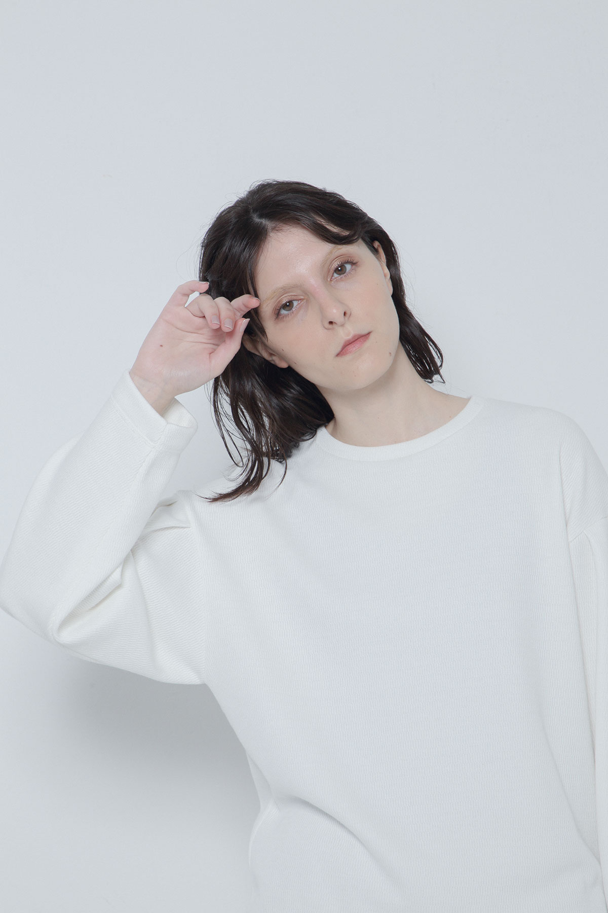 BO205714-white Furry Liner Thermal bouffant sleeve T -WHITE-【BO205714】Del.Oct.