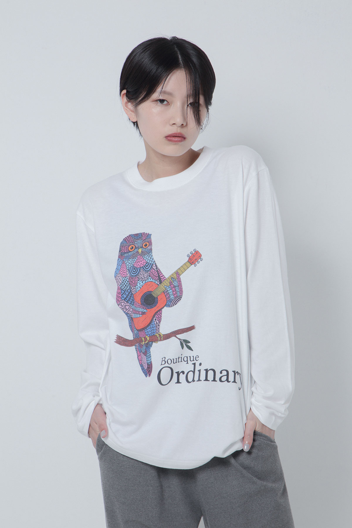BO205731-white Ordinary Meets Mulga the artist CrewNeck Long SleeveT -WHITE-【BO205731】Del.Sep.