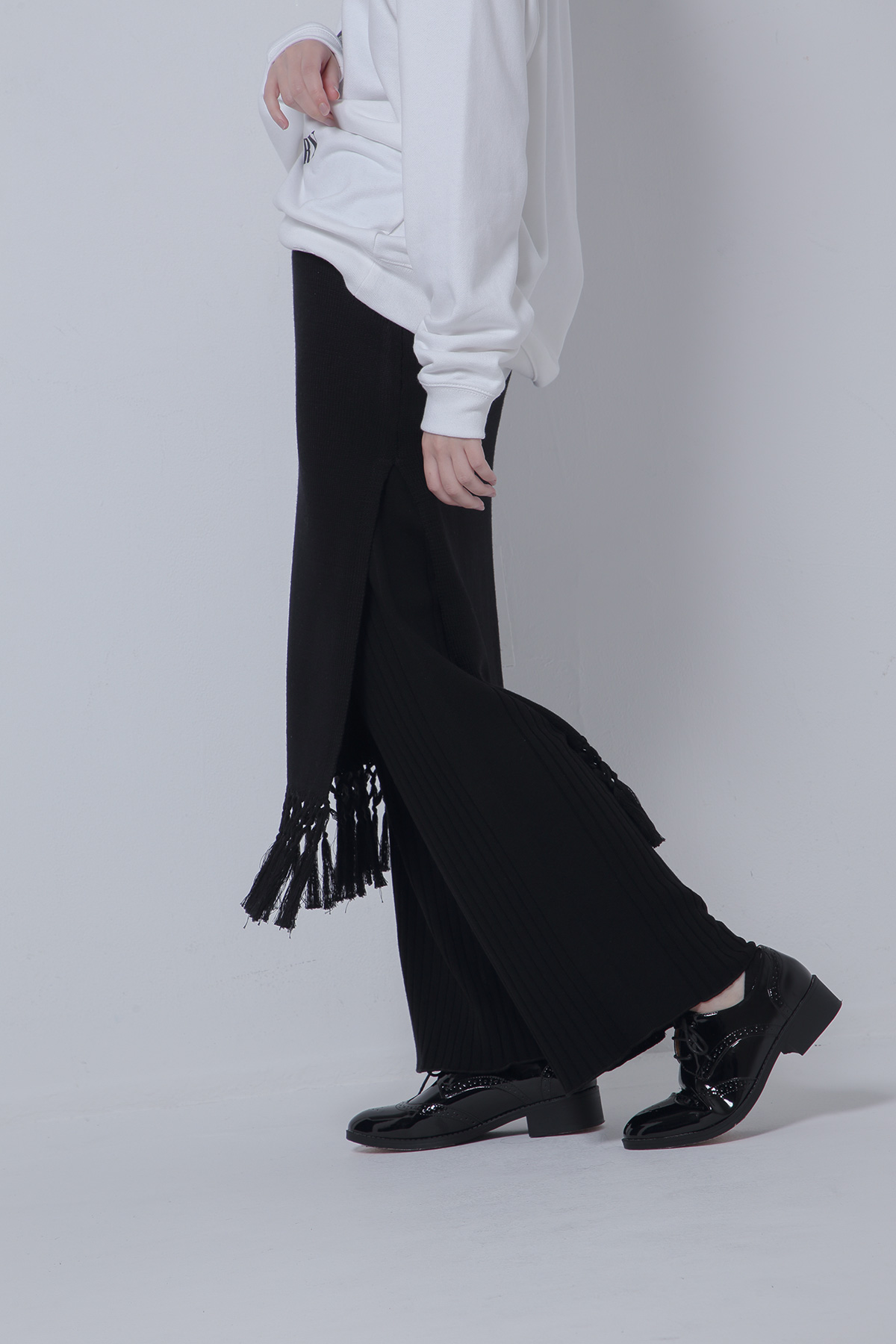 BO205824-black Fringe Knit Combinaison Quan Skirt -BLACK-【BO205824】Del.Oct.