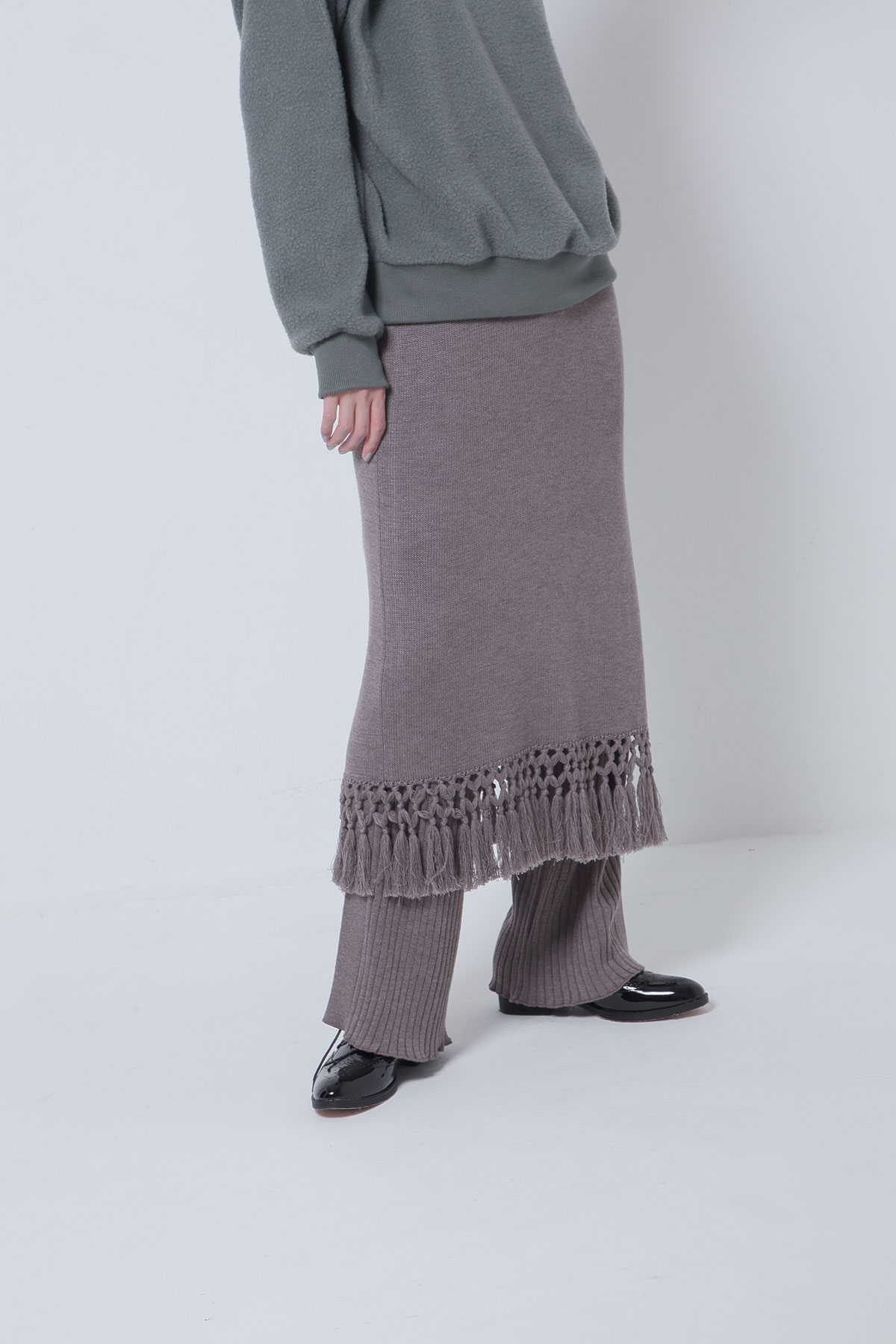BO205824-moca Fringe Knit Combinaison Quan Skirt -MOCA-【BO205824】Del.Oct.