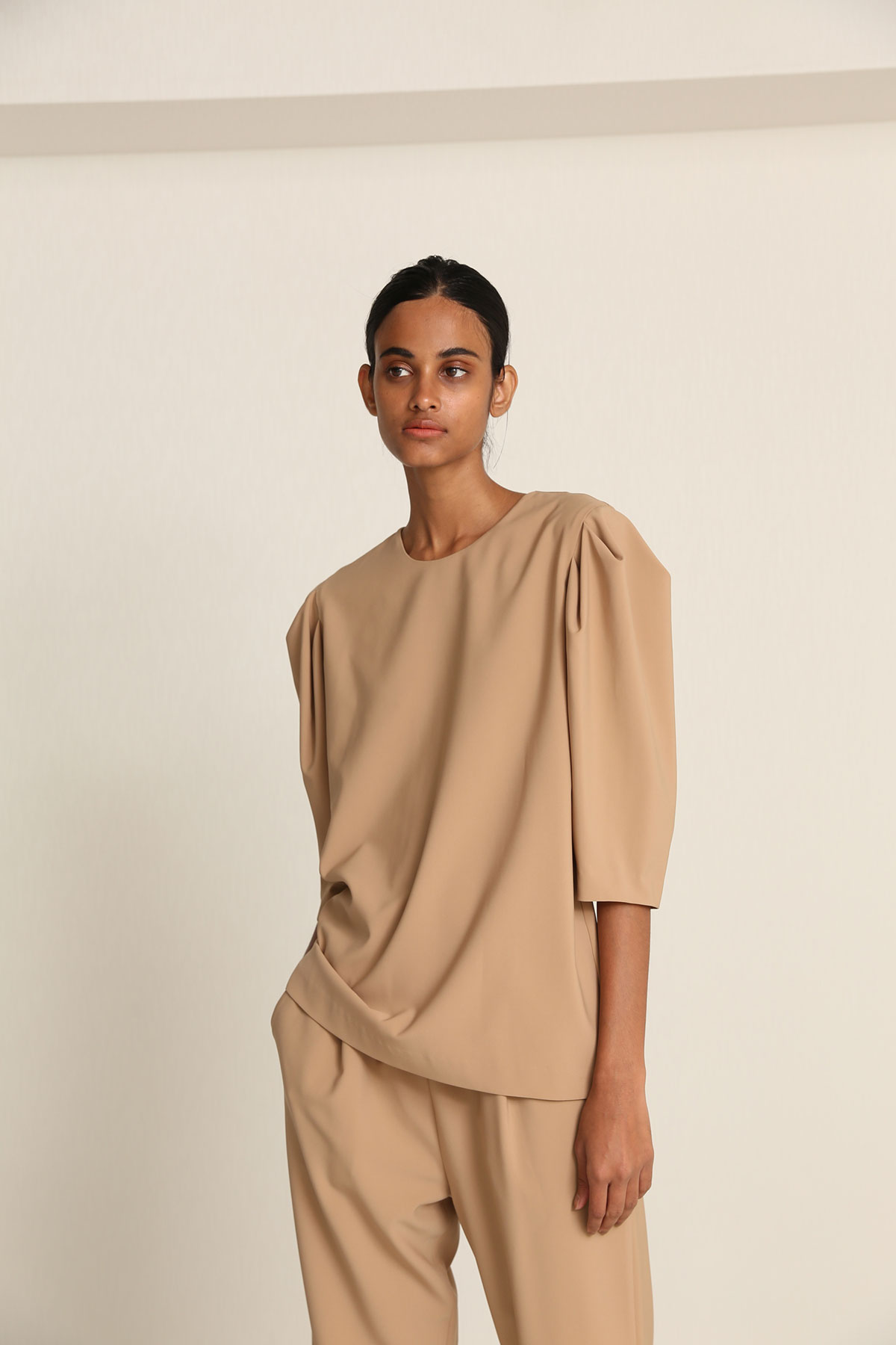 BO21-118B-beige 4D Stretch Twill Gigot Sleeve Shirts-BEIGE-【BO21-118B】Del.Feb.