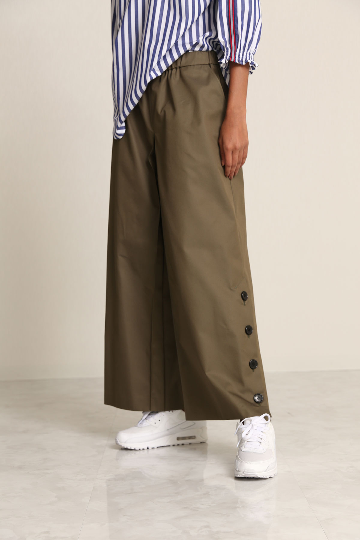 BO21-124P-khaki Gaberdine Square Tack Wide Trousers-KHAKI-【BO21-124P】Del.Jan.