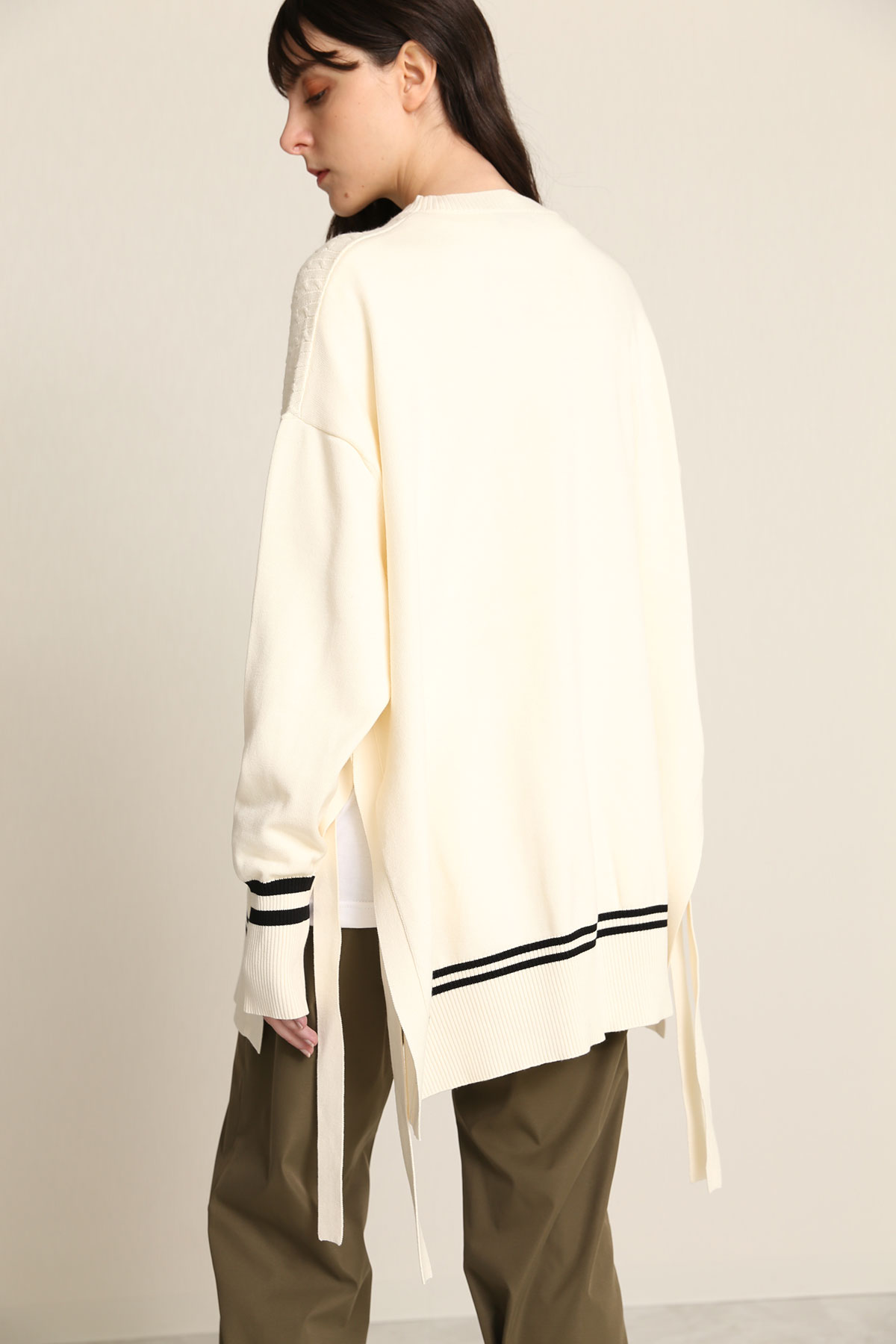 BO21-126N-ivory Childen Knit Poncho Pullover -IVORY-【BO21-126N】Del.Feb.